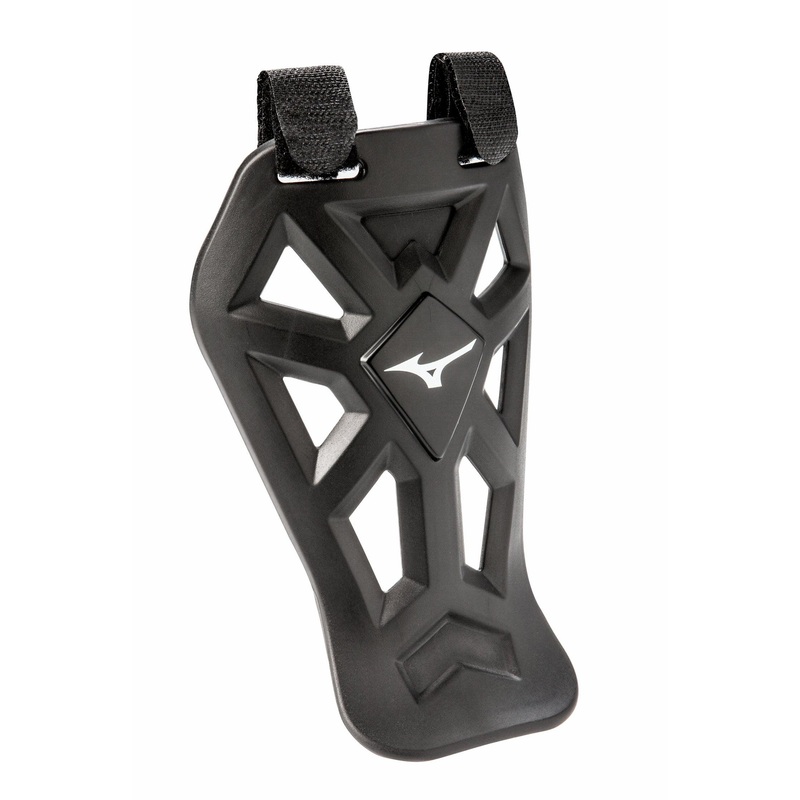Mizuno Catcher’s Throat Guard